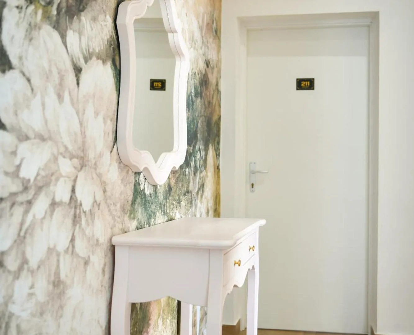 Vacation Venice Rooms Mestre 3*,  Italy