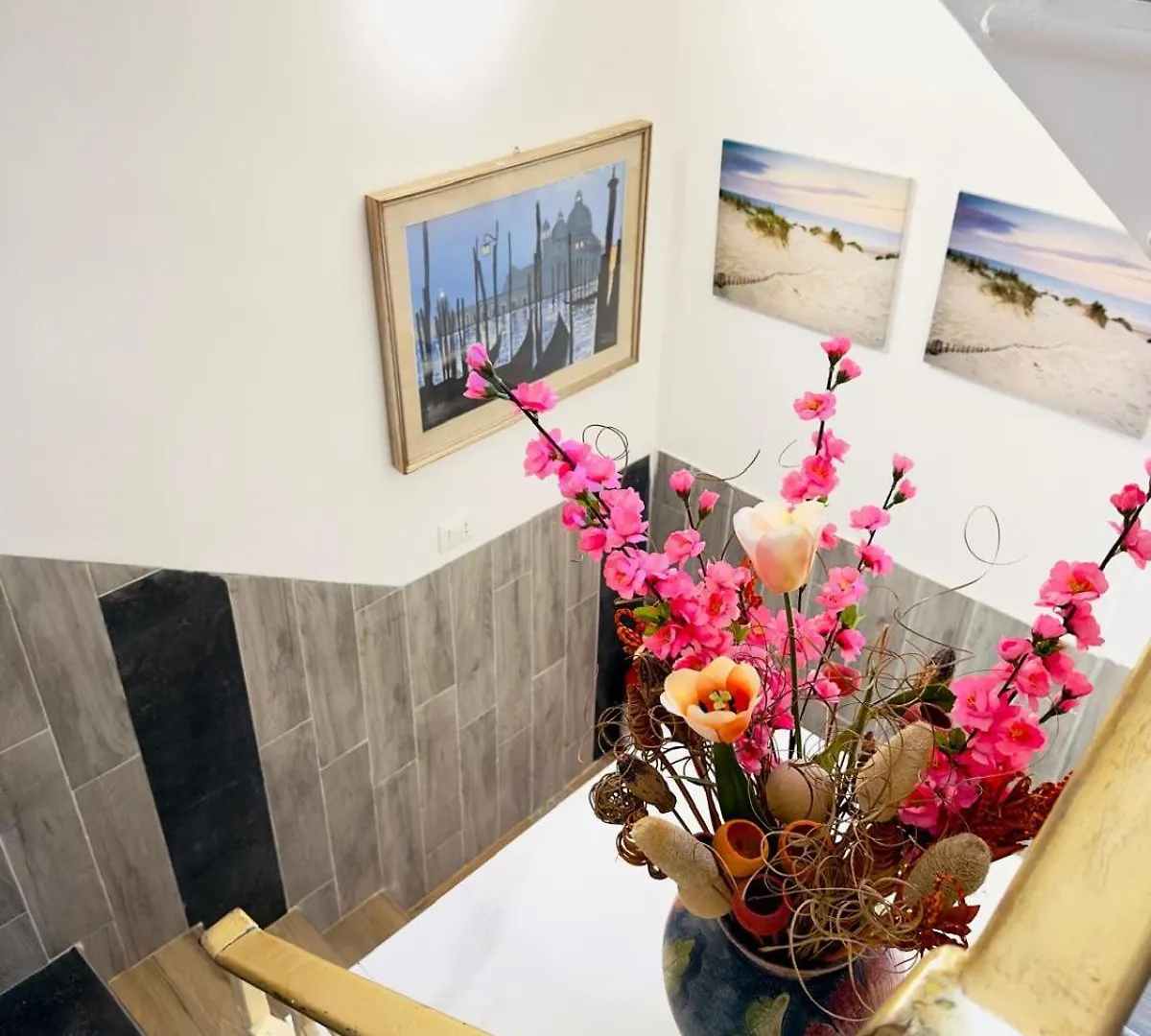 *** Guest house Vacation Venice Rooms Mestre Italy