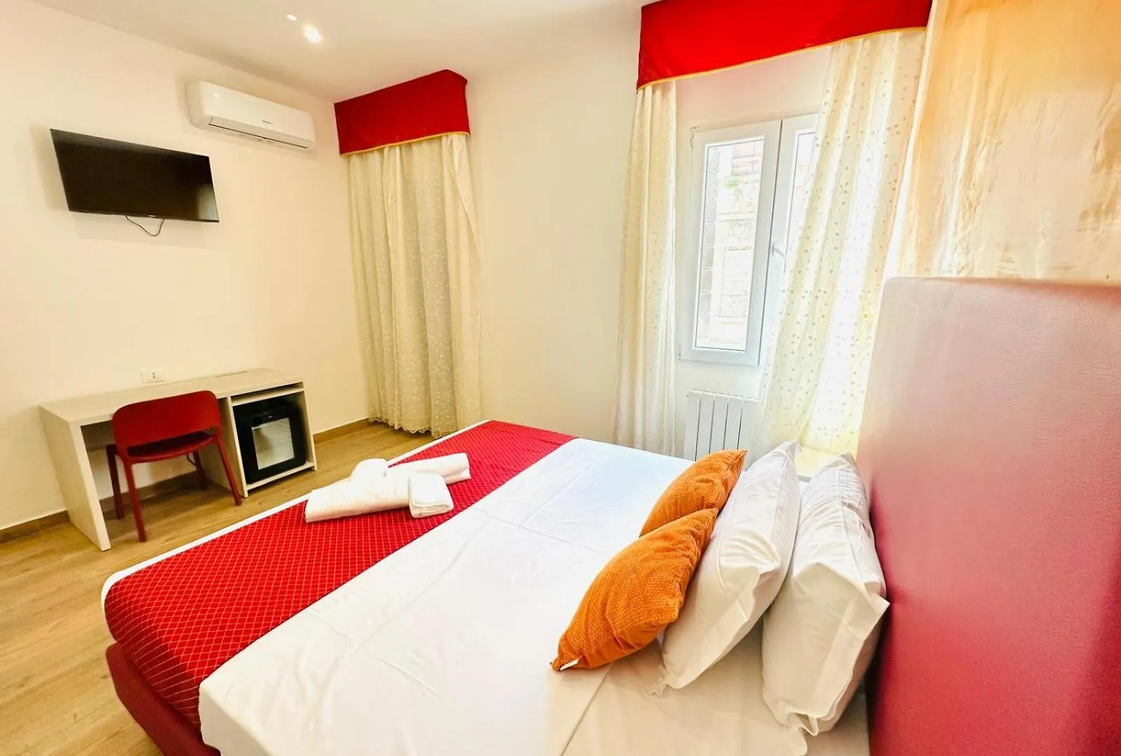 Vacation Venice Rooms Mestre 3*,  Italy