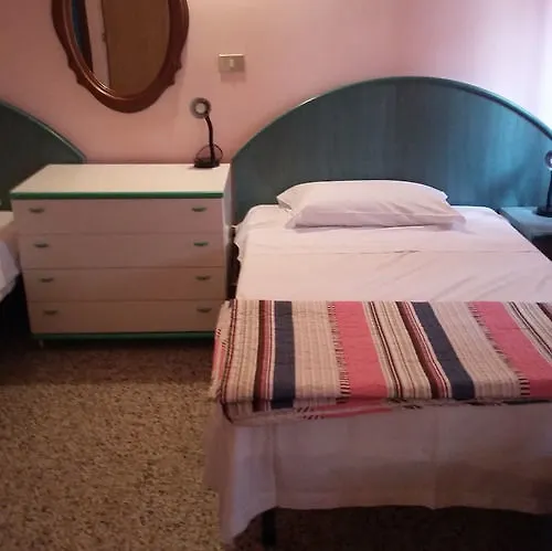 Vacation Venice Rooms Mestre Italy