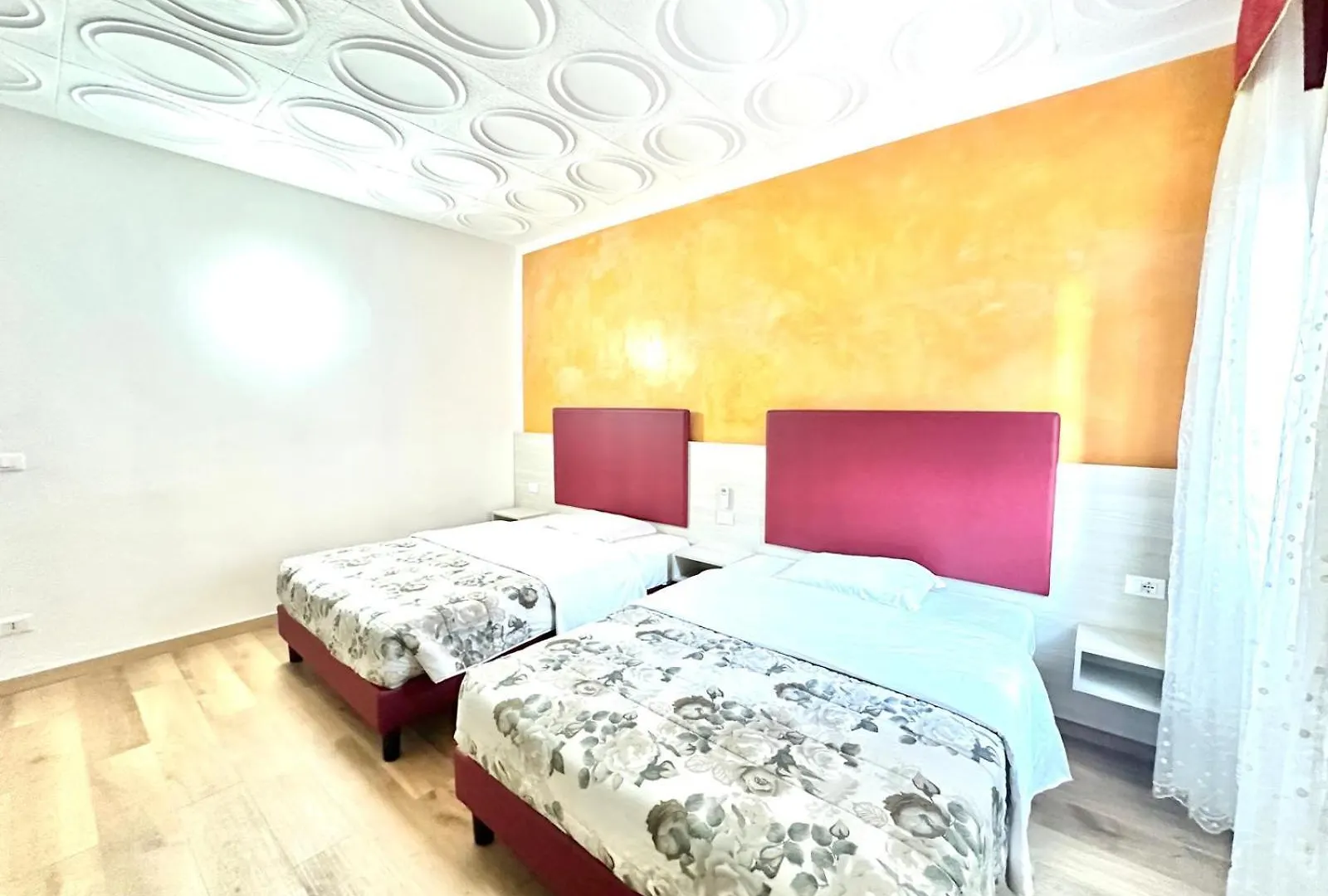 Vacation Venice Rooms Местре 3*,  Италия