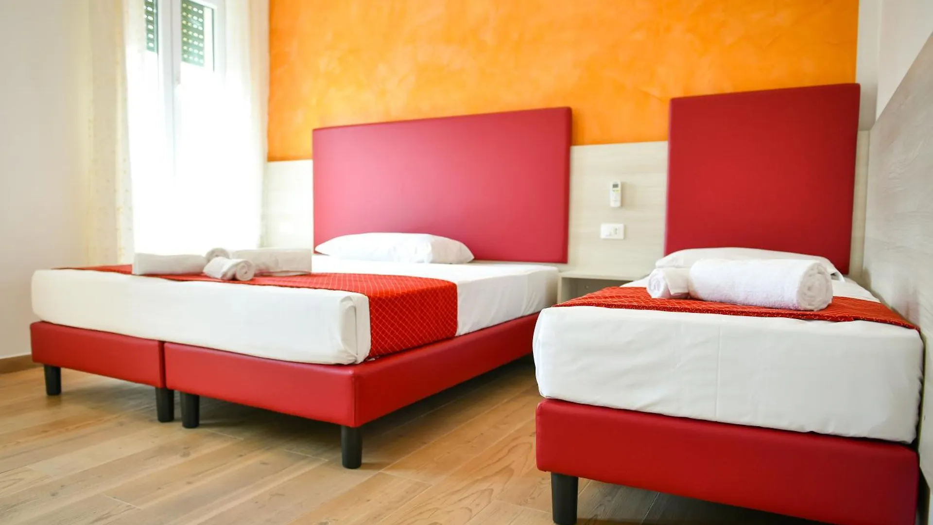 Vacation Venice Rooms Местре 3*,